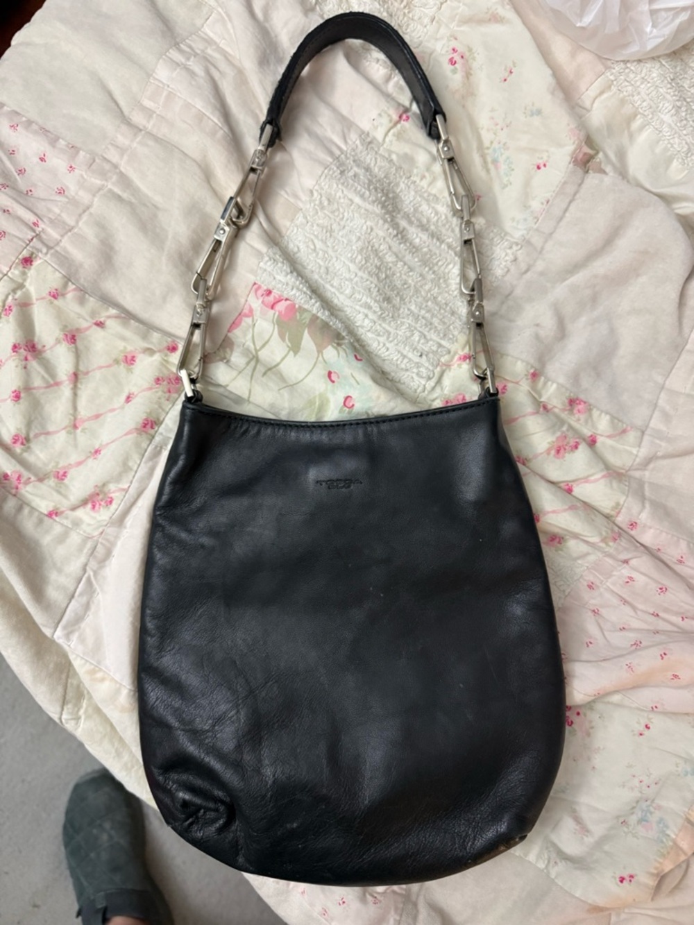 Tosca Blu Black Leather Shoulder Bag with Silver Chain-Link Strap
